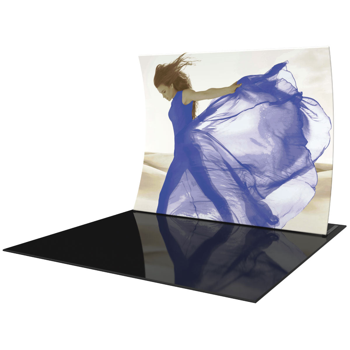 Curved fabric trade show display with flowing fabric design for exhibitions and special events
