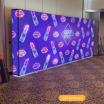 Large illuminated trade show backdrop with Color Street branding and lipstick and lip icons for exhibitions and events