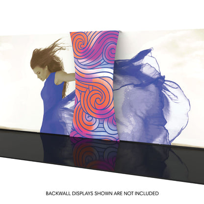 Curved fabric backwall connector for trade show displays with dynamic graphic design
