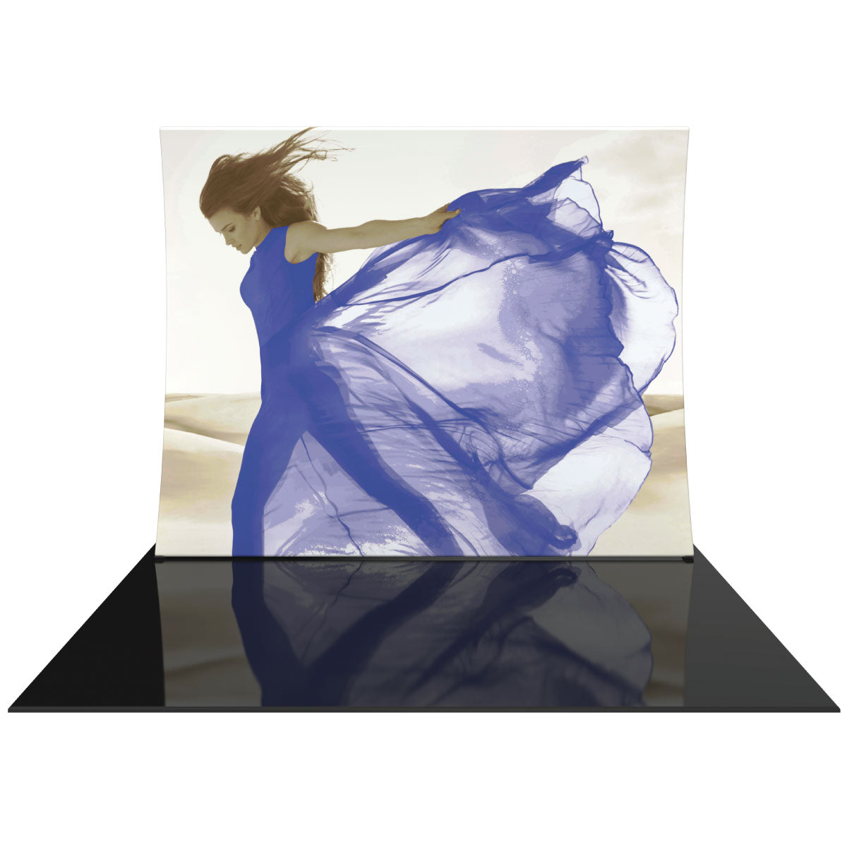 Curved trade show display backdrop featuring a flowing fabric design for exhibitions and special events