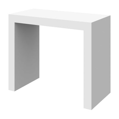 Modular trade show counter with clean lines and sturdy design for exhibitions and events