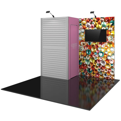 Trade show booth with slatwall display and graphic panel featuring decorative round gems for exhibitions